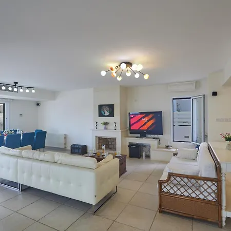 Villa Protaras Serifos Sv07