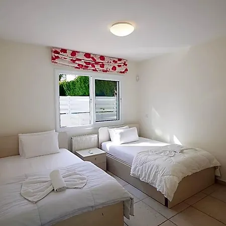 Villa Protaras Serifos Sv07 Paralimni